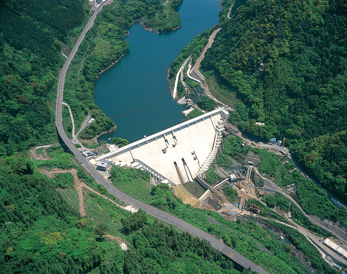 Kayaze Dam