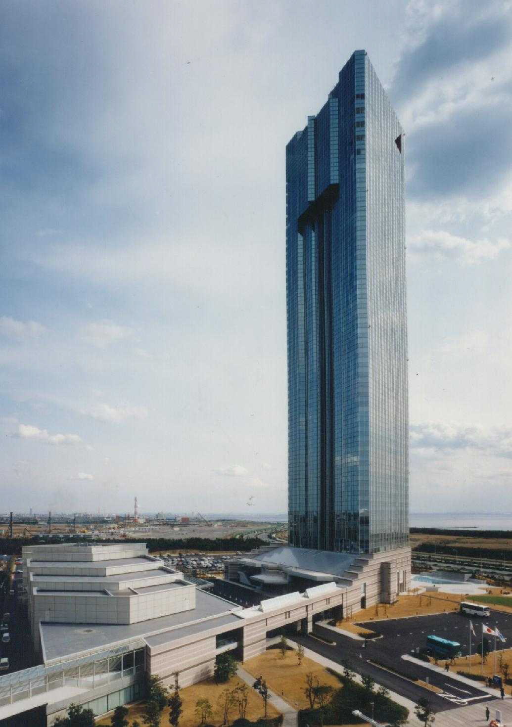 Apa Hotel & Resort Tokyo Bay Makuhari1