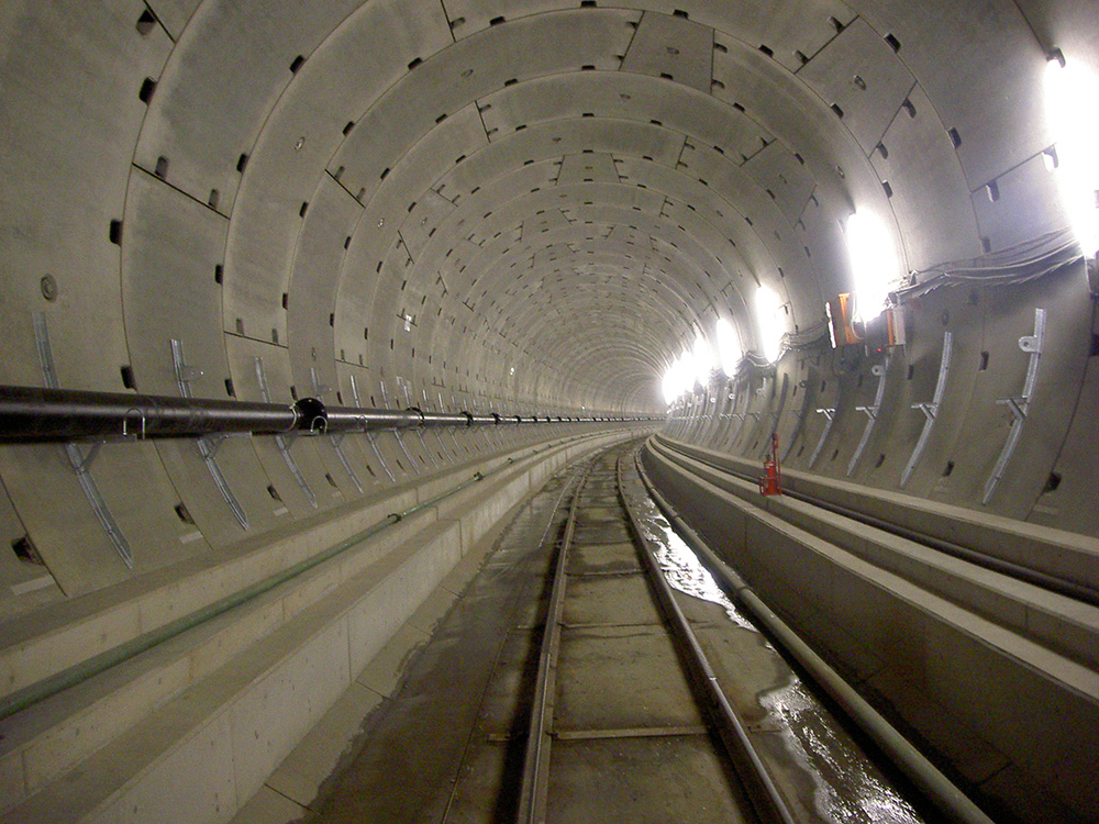 Tokyo Metro Line 13 Takata Line A section1
