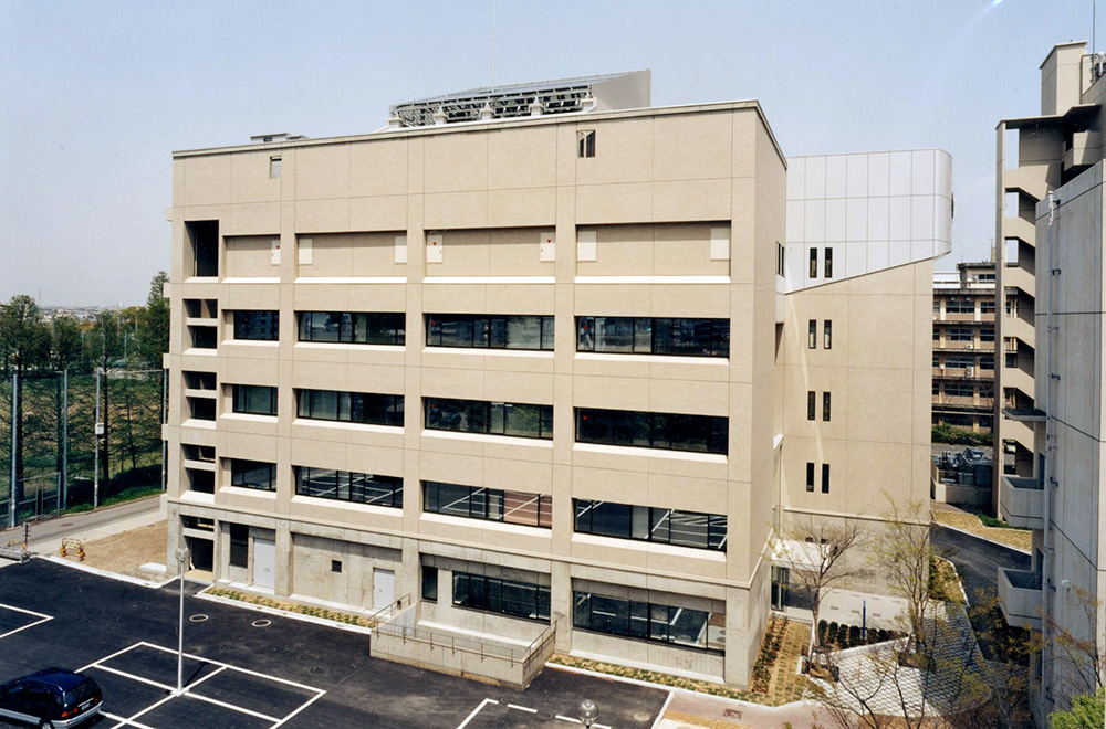 Tokushima University Institute for Genome Research1