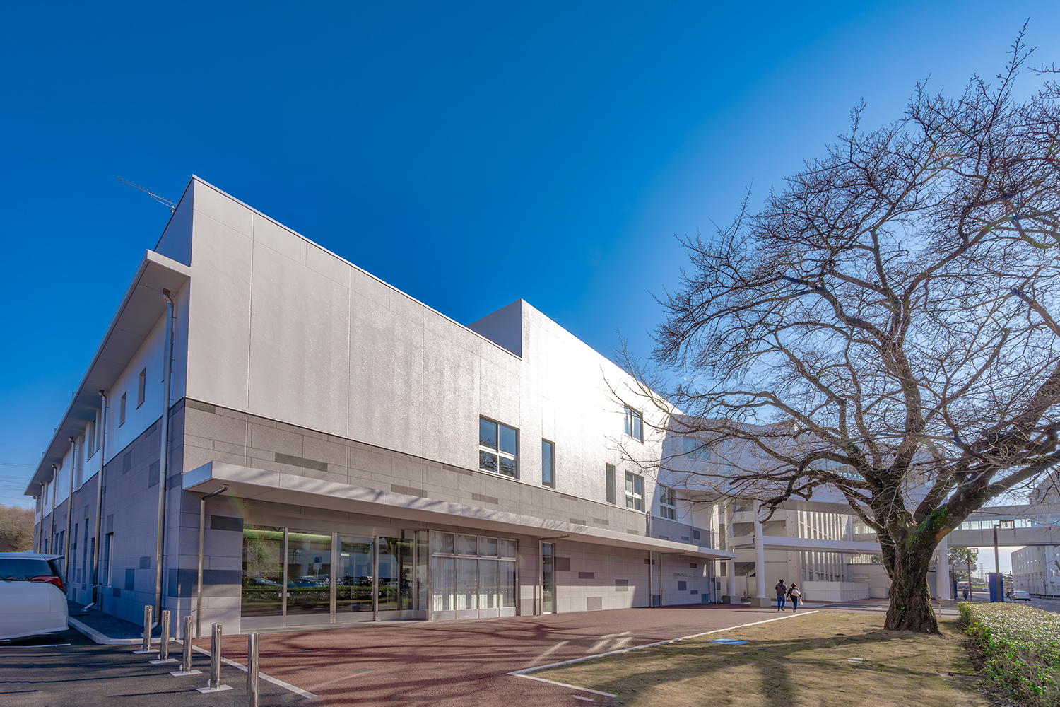 Jichi Medical University Hospital radiation therapy building1