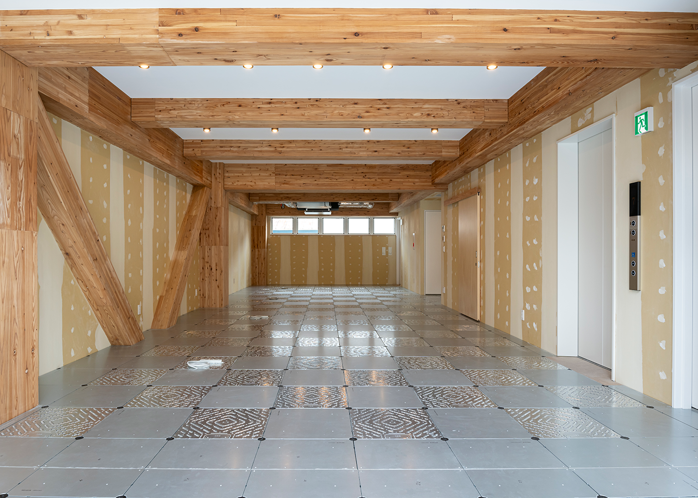 Kininaru Building 03