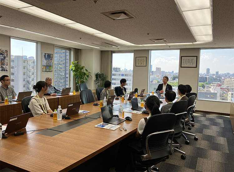 1日目：当社社長の上田による開催の挨拶