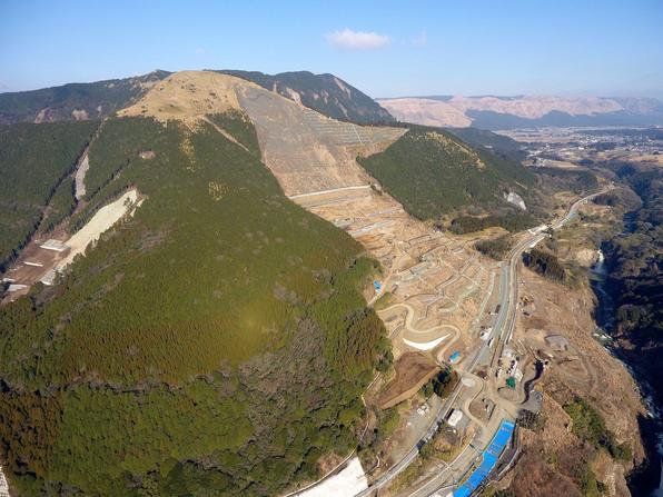 阿蘇大橋地区斜面防災対策工事