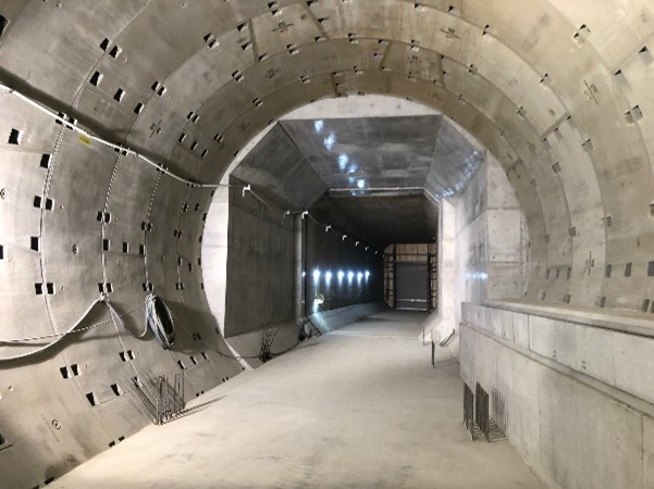 終端覆工後の千里中央駅北端部 (南行シールドトンネル)