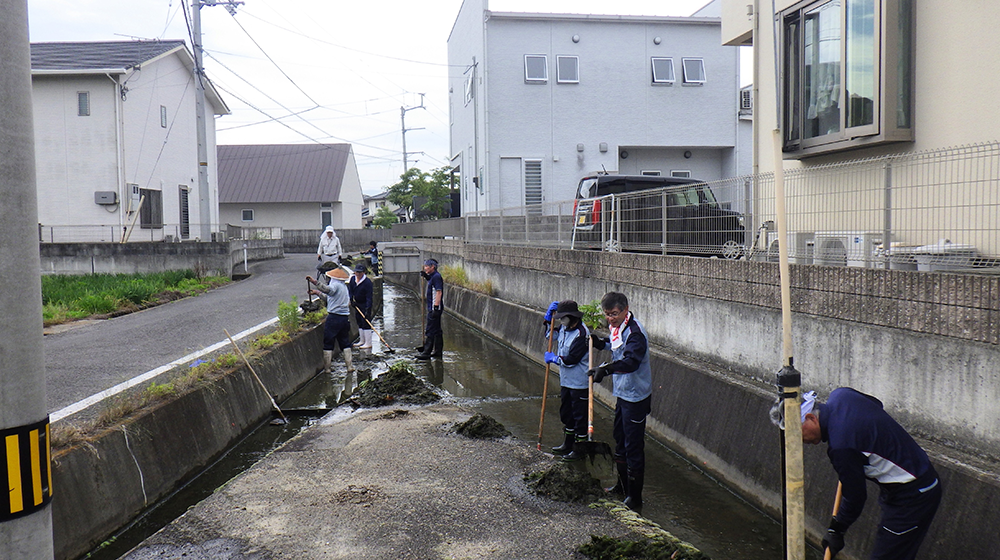 1.水路清掃写真