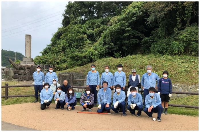 宿布発電所跡地清掃の様子