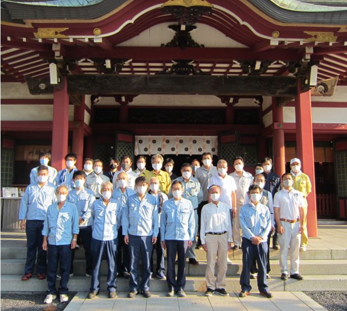 氣比神宮清掃奉仕(福井県敦賀市)の様子