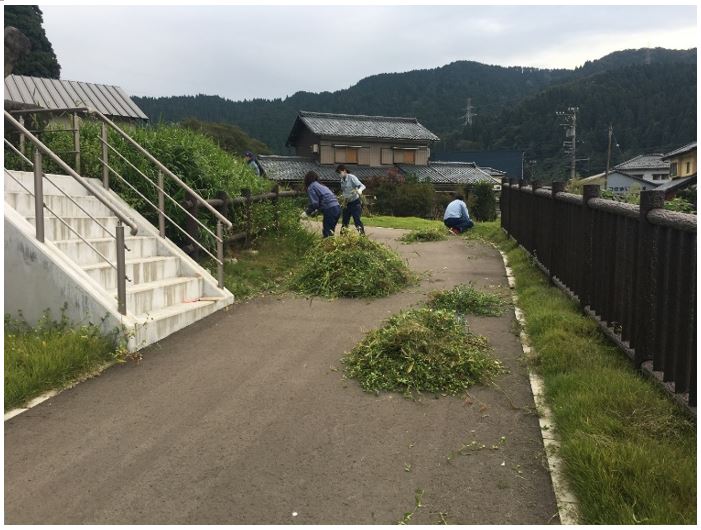 宿布発電所跡地清掃の様子