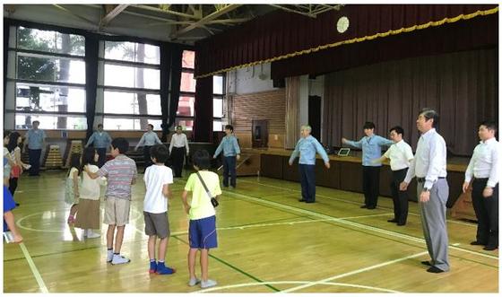 津久戸小学校『ラジオ体操』指導員