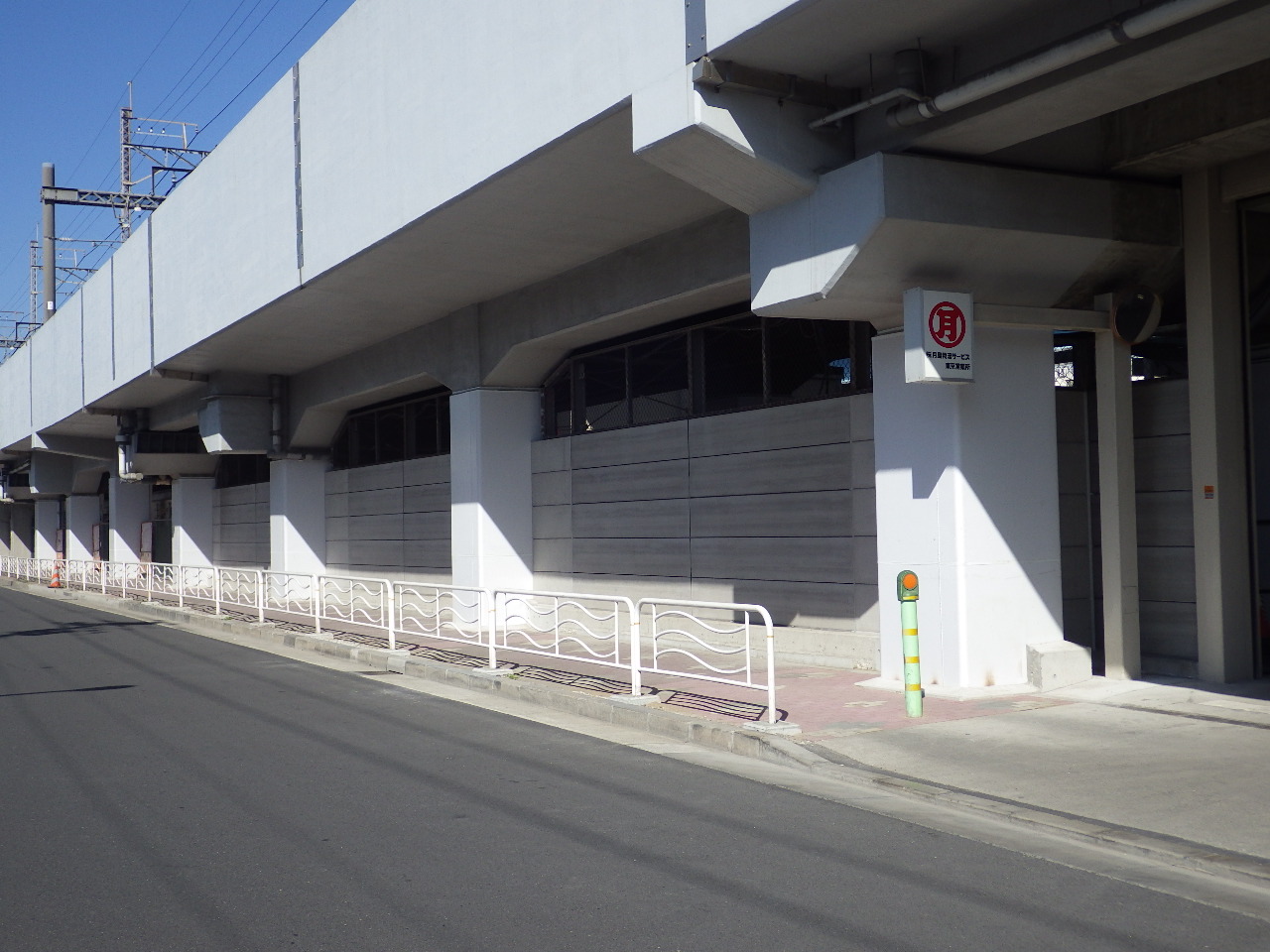 有楽町線新木場駅付近高架橋柱耐震補強工事１