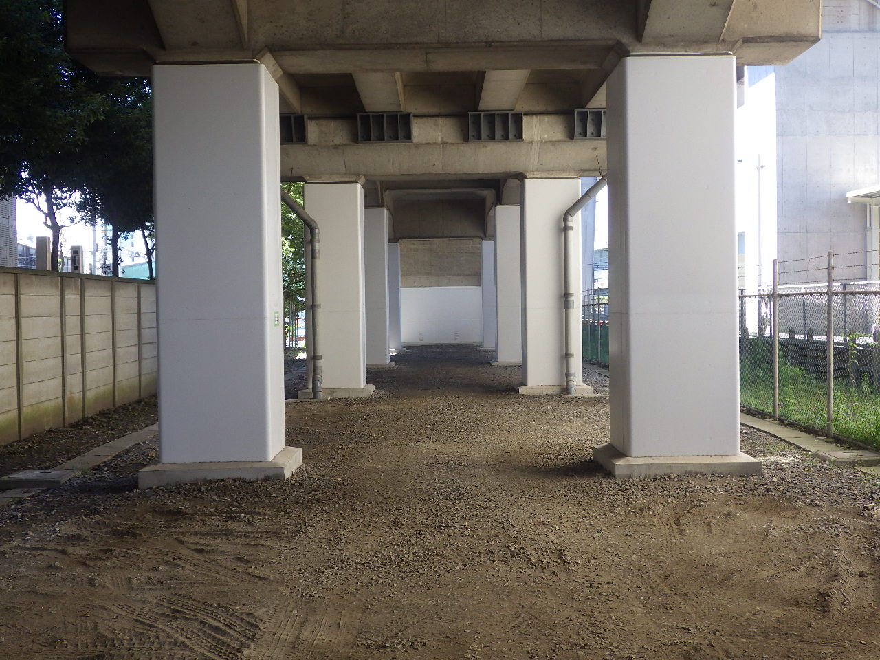 有楽町線新木場駅付近高架橋柱耐震補強工事2