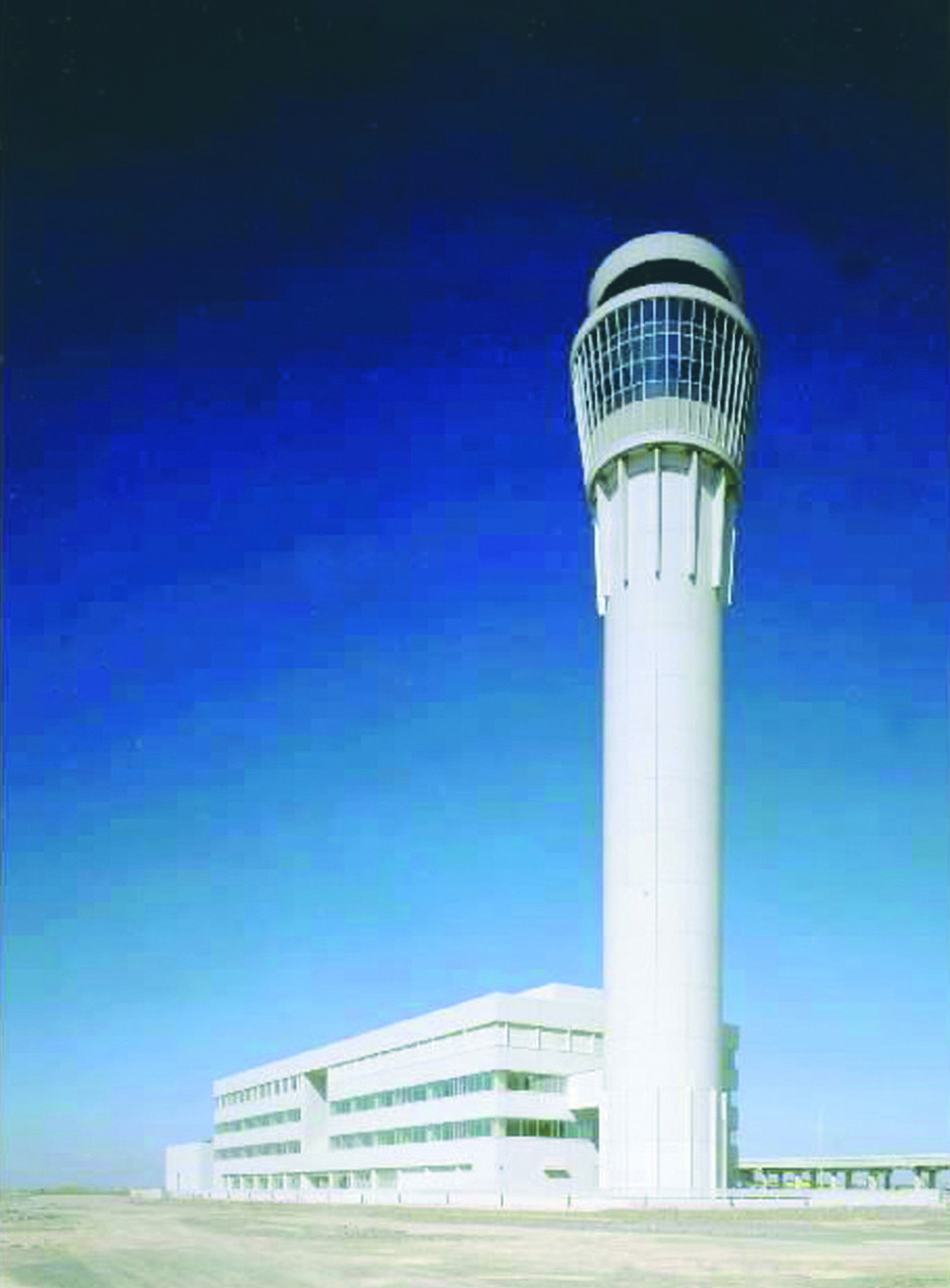 中部国際空港管制塔1