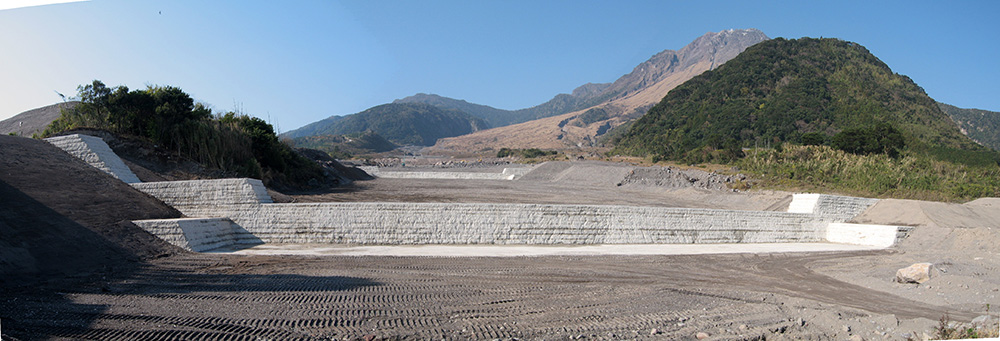赤松谷川・河床洗掘防止砂防施設1