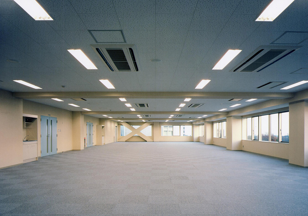 東北大学･未来情報産業研究館3