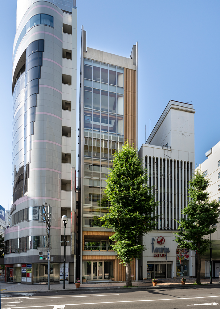 木NINARU BLDG.(キニナル ビルディング)01