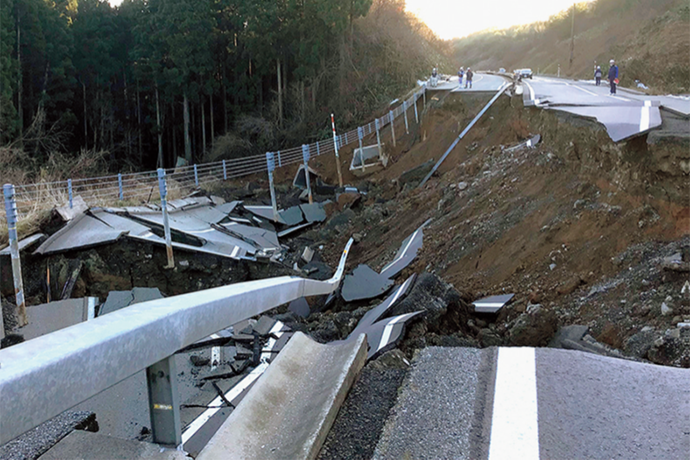 能登自動車道(のと里山空港IC~穴水IC)