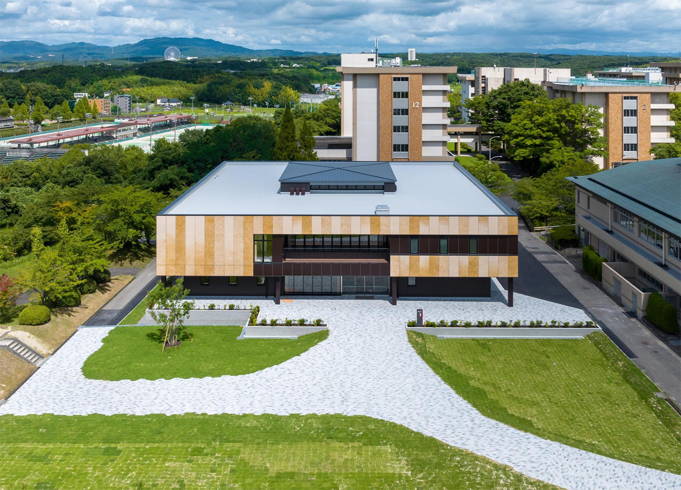 愛知学院大学日進キャンパス 研修会館(通称：アイリーハウス)1