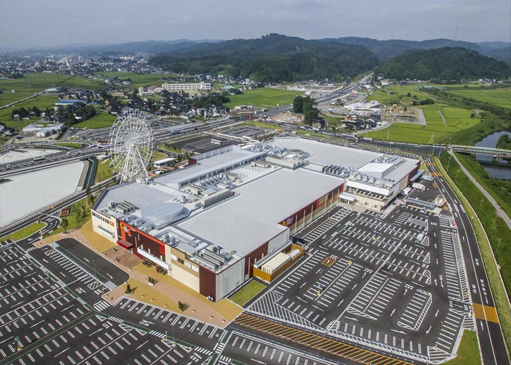 三井アウトレットパーク北陸小矢部2
