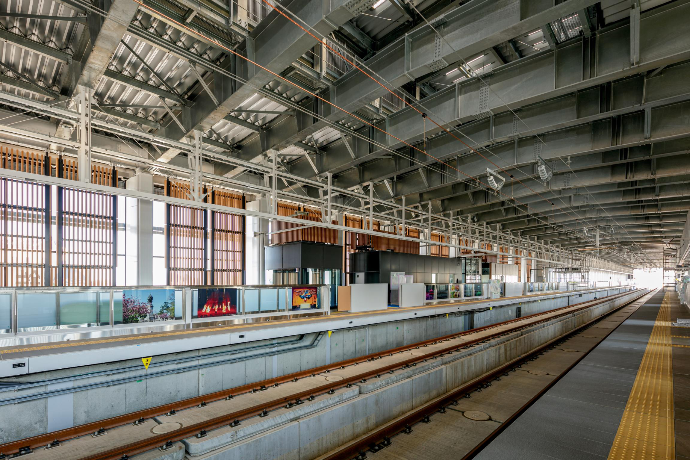 北陸新幹線 芦原温泉駅 駅舎３